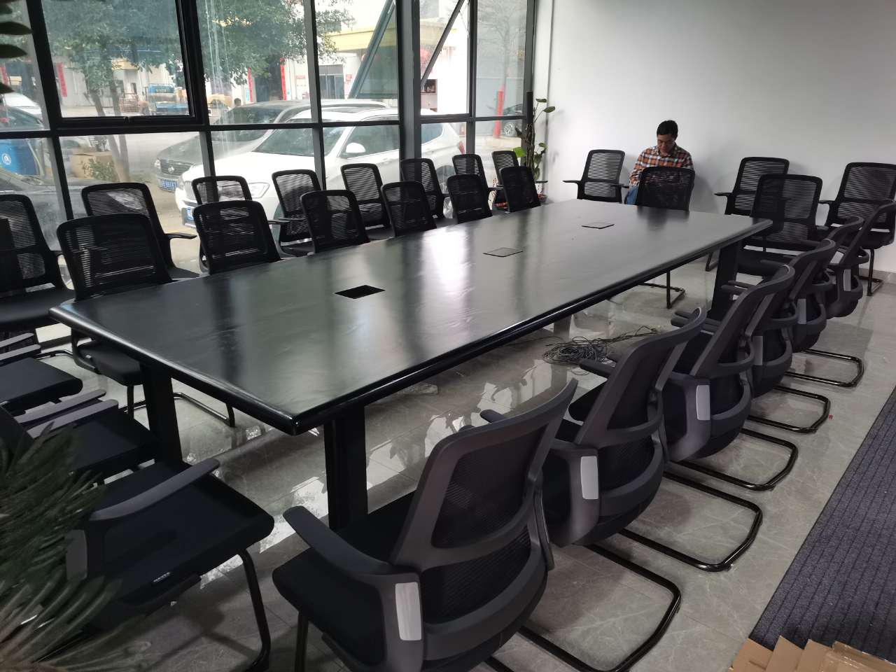 辦公家具的質(zhì)量好不好，可以從哪些地方看出來(lái)？