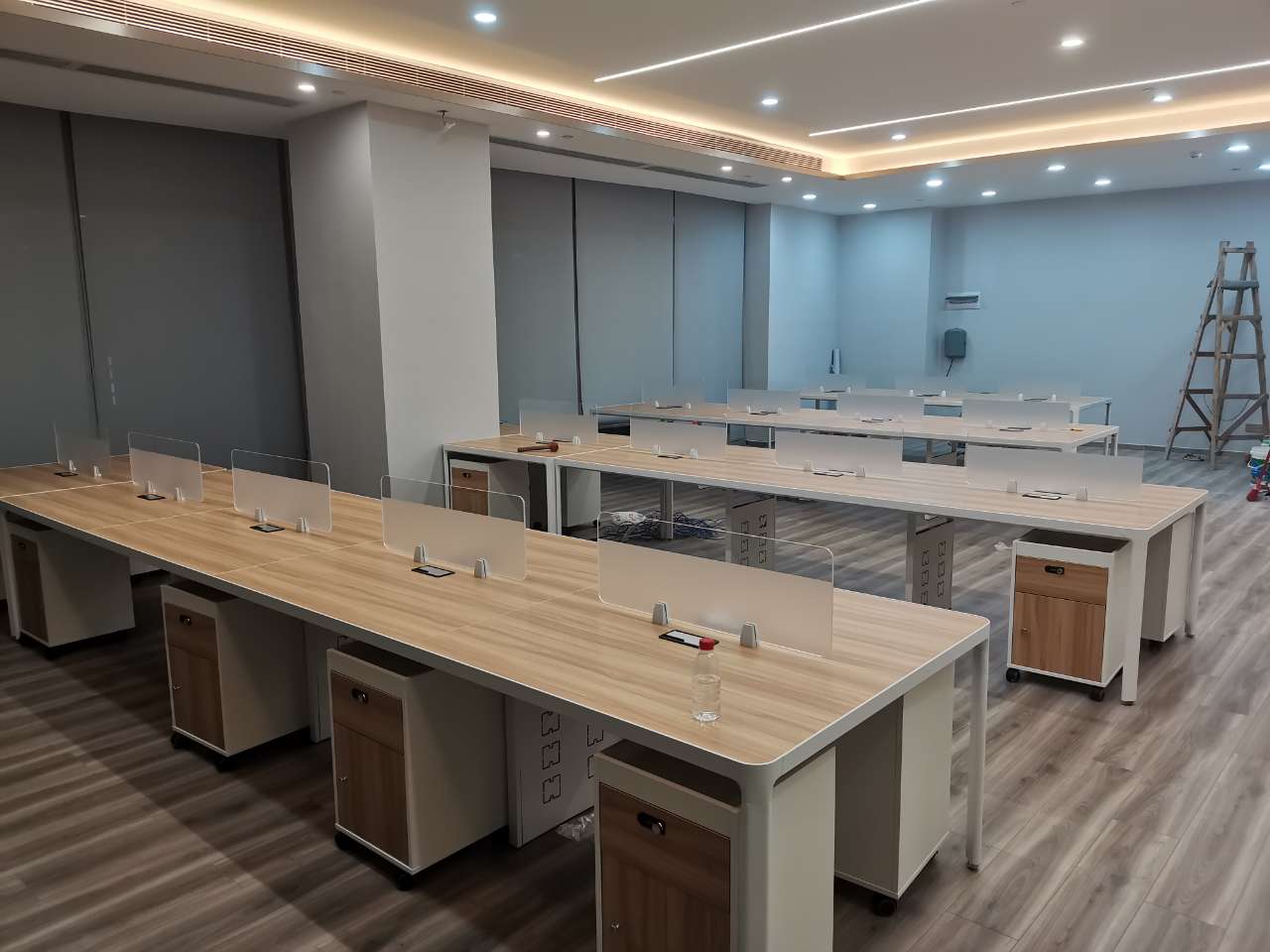 為什么說辦公家具的布局能夠影響員工們的辦事效率？